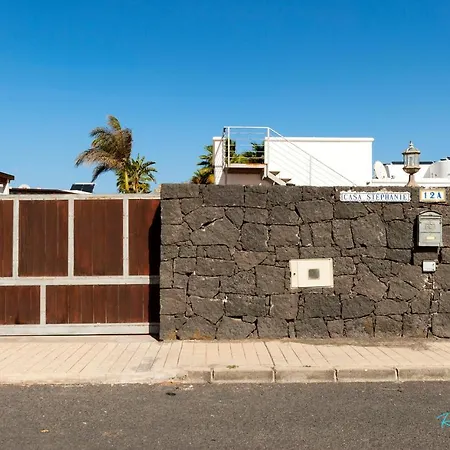Villa Charming 4-bed In Playa Blanca *