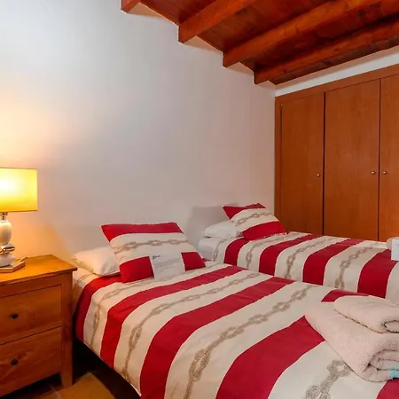 Charming 4-bed In Playa Blanca Playa Blanca (Lanzarote)
